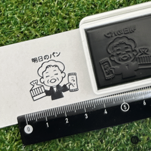 イラストACで人気のイラストレーターとコラボした限定デザインのスタンプ　シヤチハタ OSMO(オスモ)25×30mm はんこ ハンコ　明日のパン